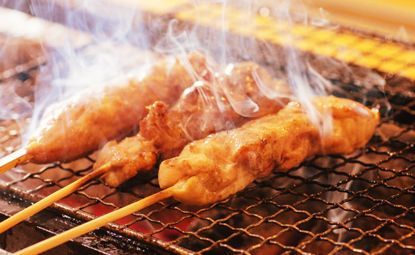 炭火焼にこだわった焼き鳥